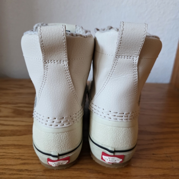 Vans Unisex Cream High-Top Sneakers - Picture 4 of 10